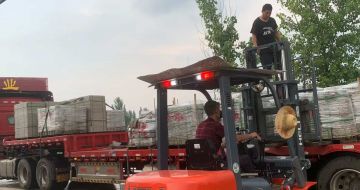 天水 黄金麻冰裂纹，地铺石装车