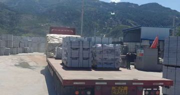 天水 芝麻白仿形路沿石，直形路沿石