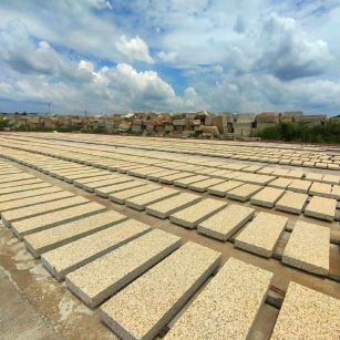 天水 黄金麻荔枝面花岗岩石材地铺石防护中