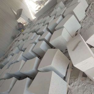 天水 白麻花岗岩异形坐凳