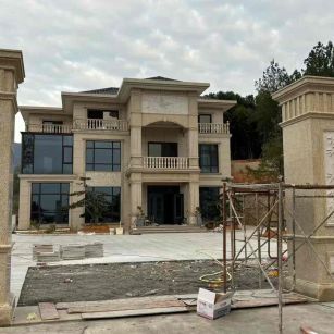 天水 黄金麻花岗岩别墅雕花外墙干挂配上门口雕花罗马柱