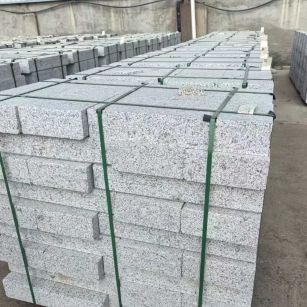 天水 白麻花岗岩路沿石，弧形路沿石，道牙石，马路牙子，界石，路缘石，平沿石，直岩石，平缘石等