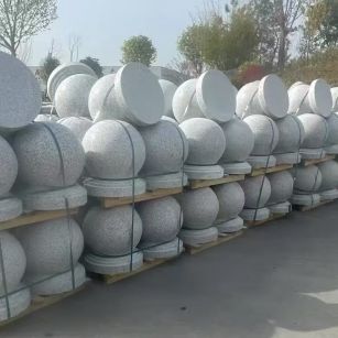 天水 白麻花岗岩石材圆球，石球，挡车球，隔离球，景观石球，风水球等