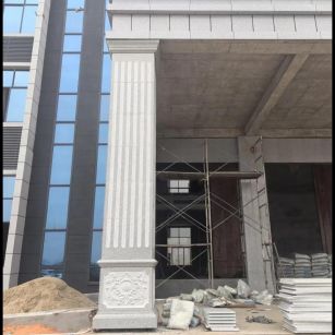 天水 芝麻白光面花岗岩门楼大柱（罗马柱）配雕花底座