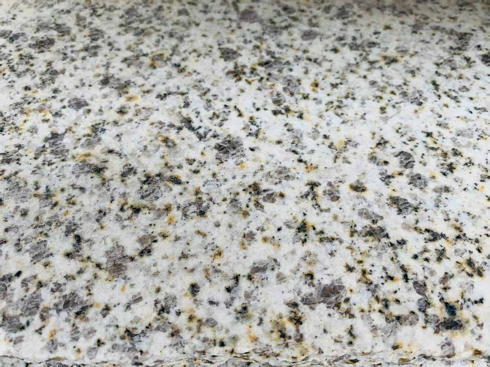 天水 黄金麻花岗岩石材浅黄光面