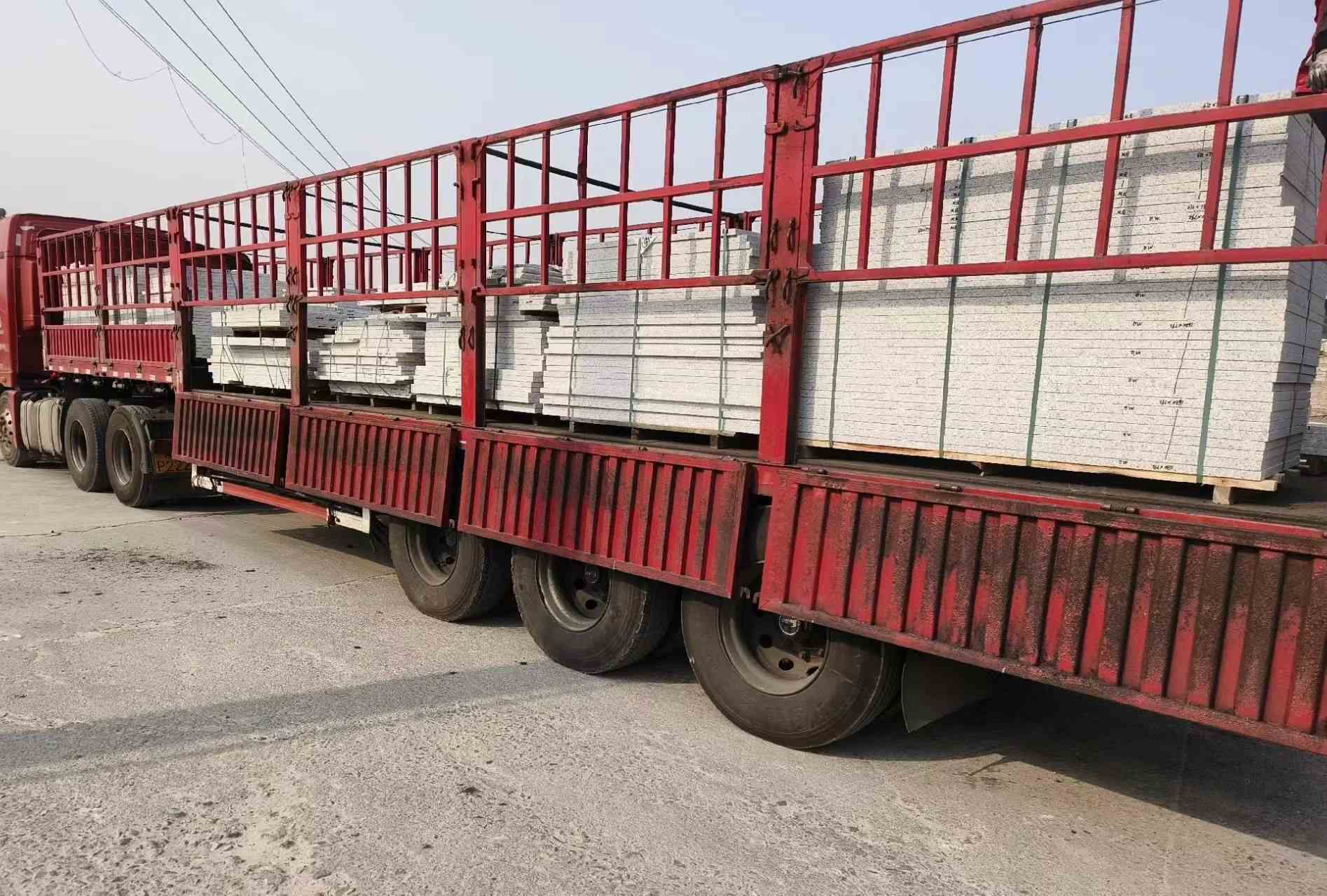 天水 白麻荔枝面外墙干挂，工厂装车日常