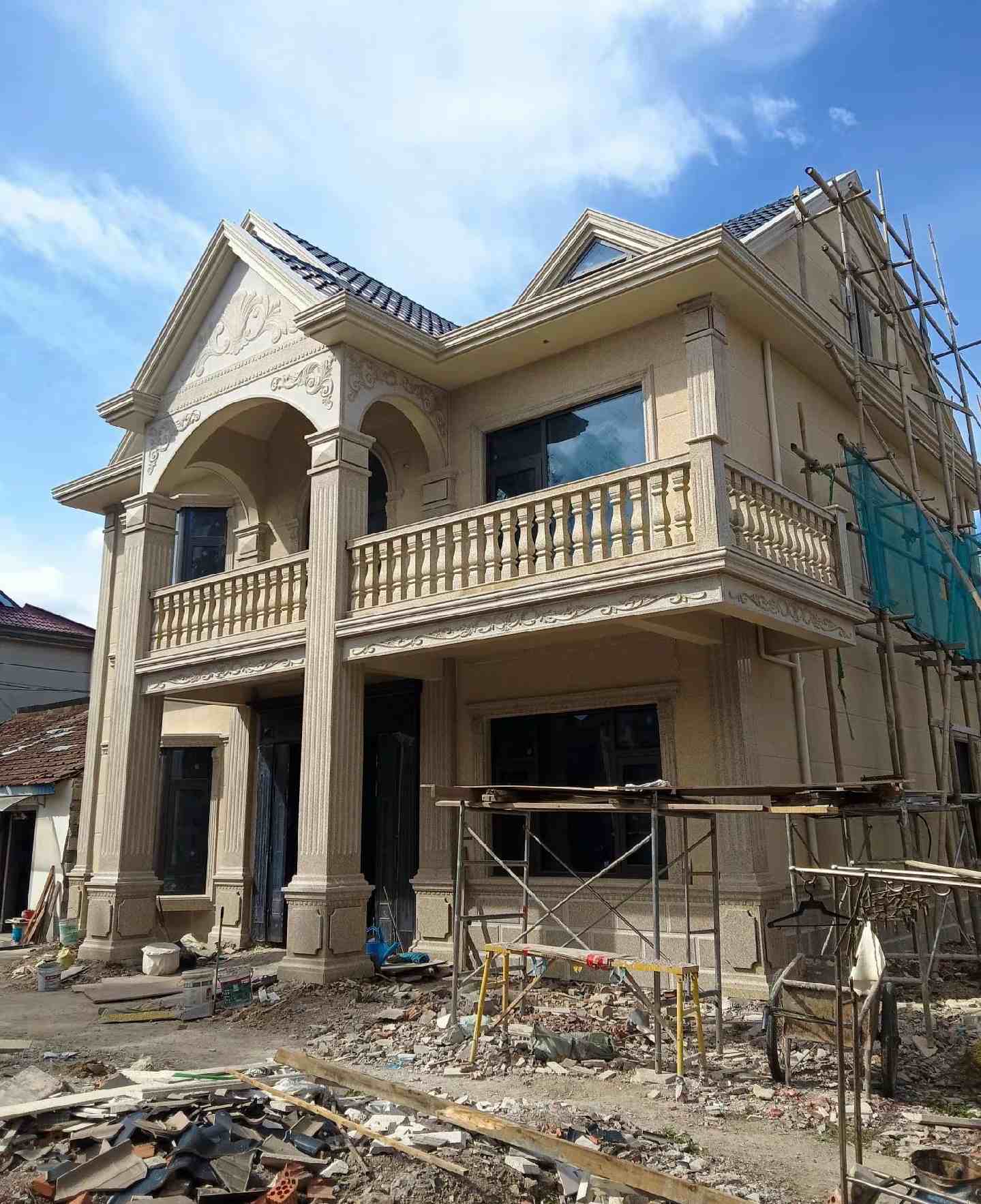 天水 黄金麻花岗岩石材私人别墅雕花门楼柱阳台栏杆