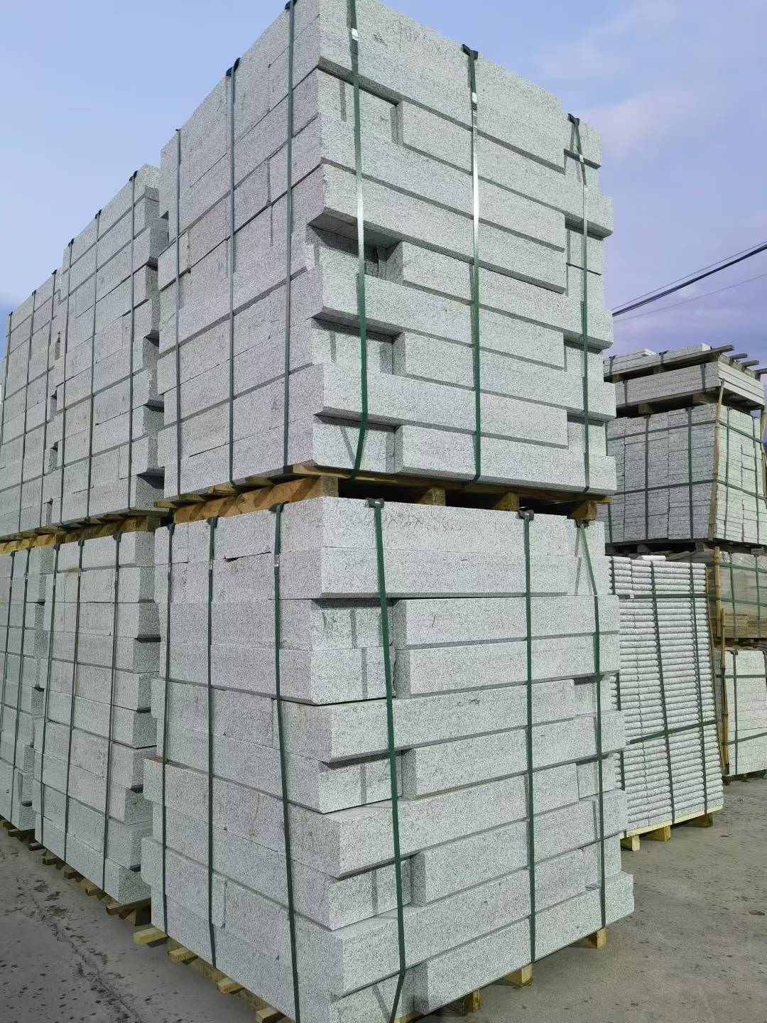 天水 芝麻白花岗岩路沿石，路缘石，路肩石，道牙，立缘石，马路牙子，街沿石，侧石等