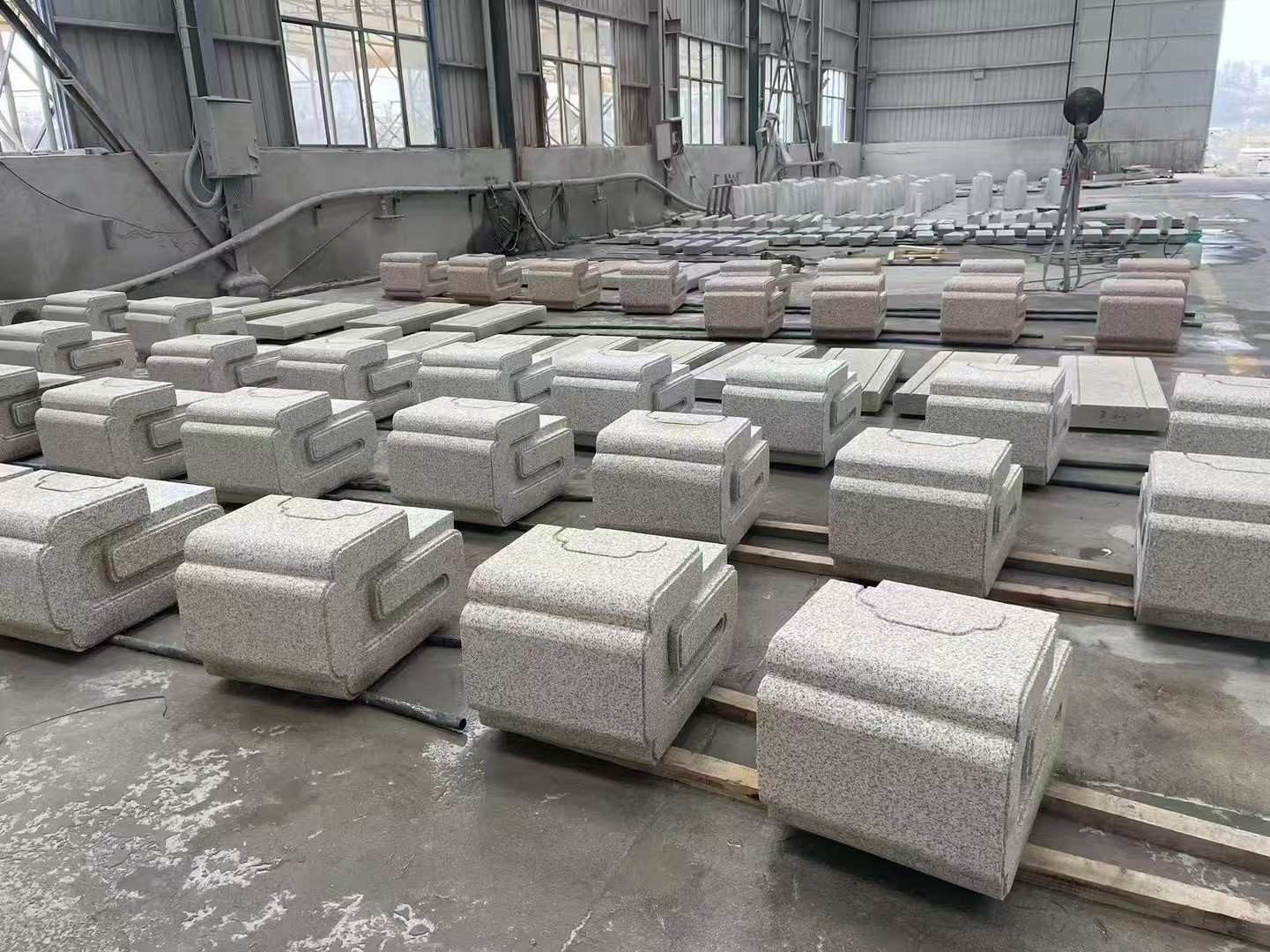 天水 白麻花岗岩异形加工-石凳，坐凳