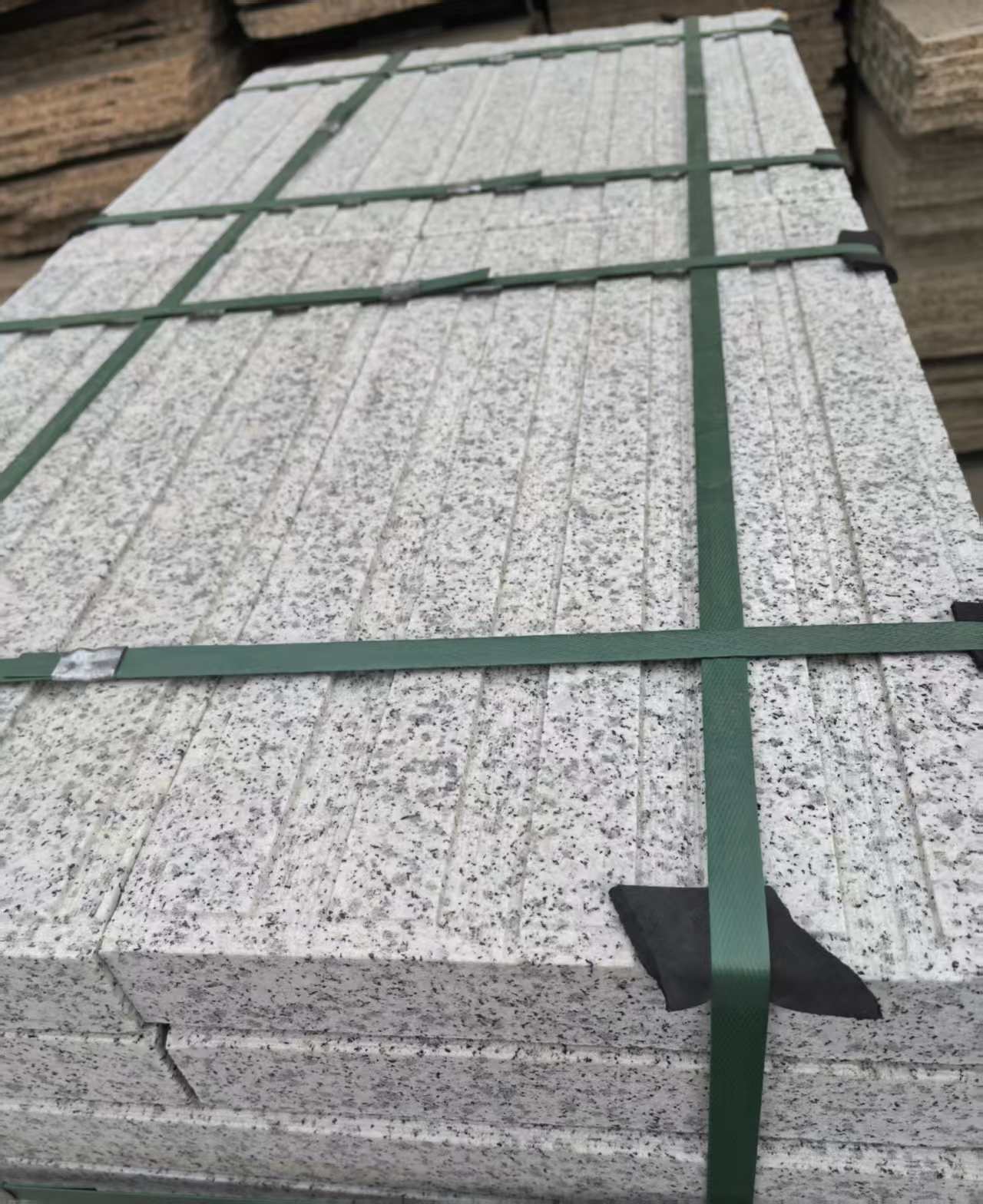 天水 白麻花岗岩直行盲道石，盲条，地铺石