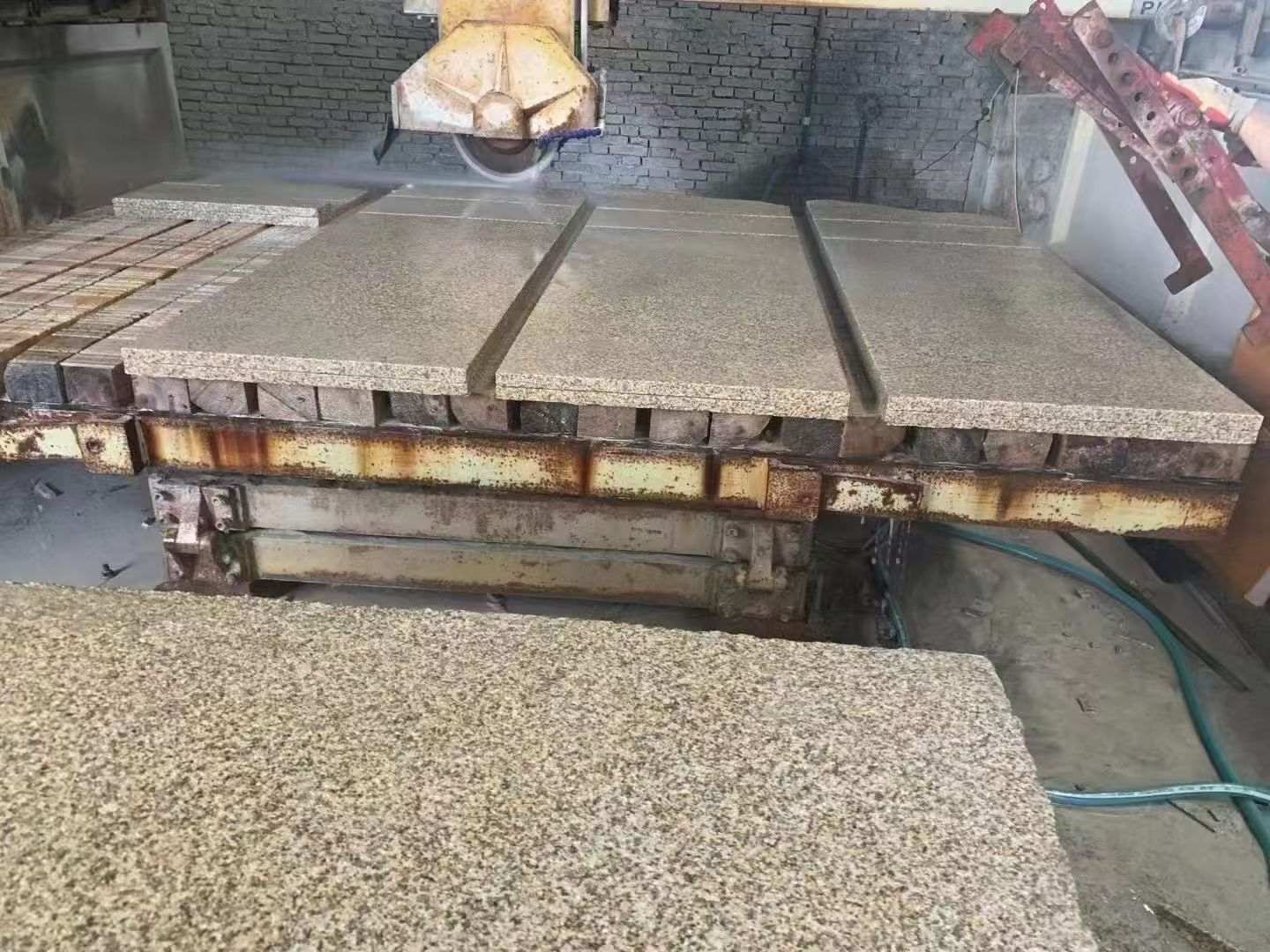 天水 黄金麻荔枝面成品板加工