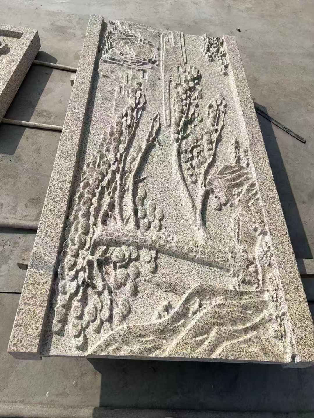 天水 黄金麻雕刻板浮雕迎客松