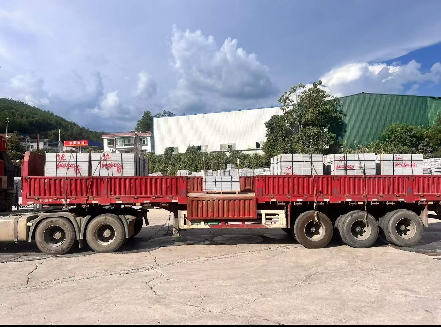 天水 芝麻灰花岗岩地铺石出货日常