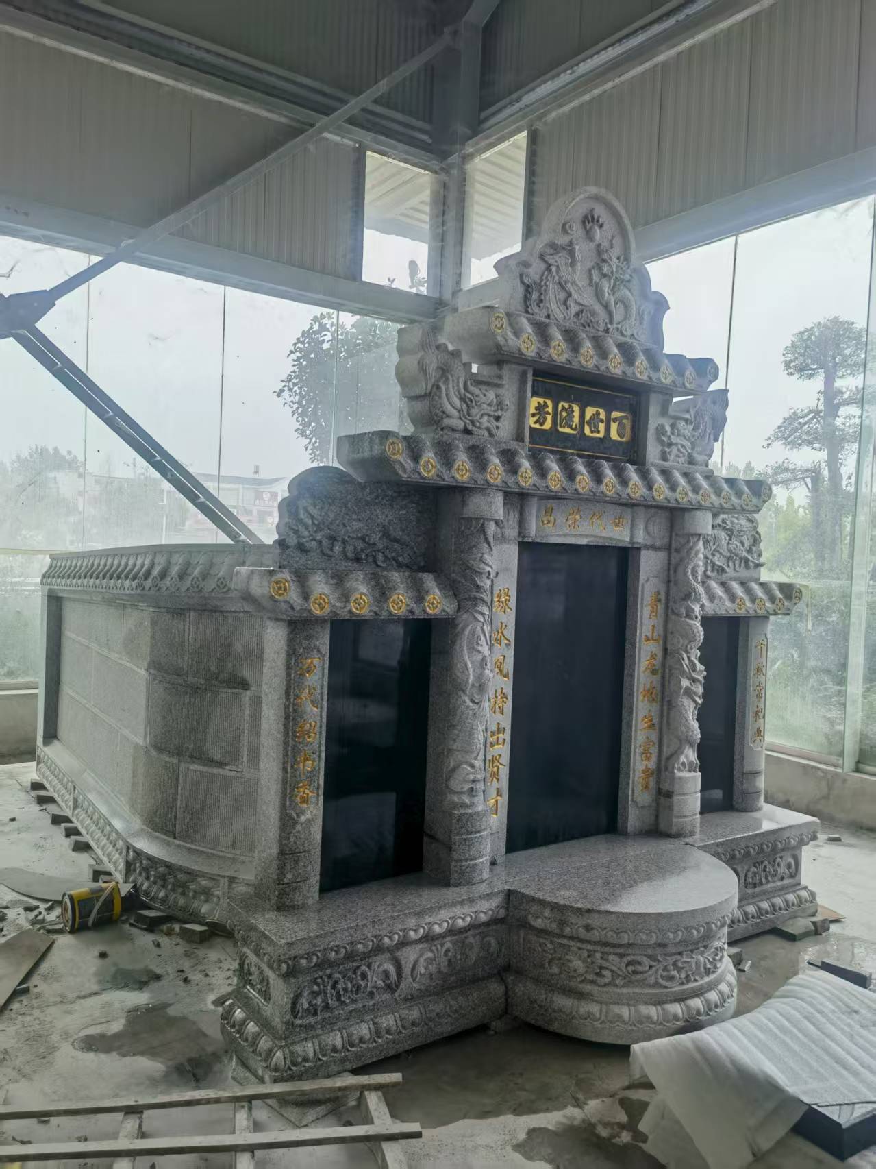 天水 芝麻白墓碑效果展示图