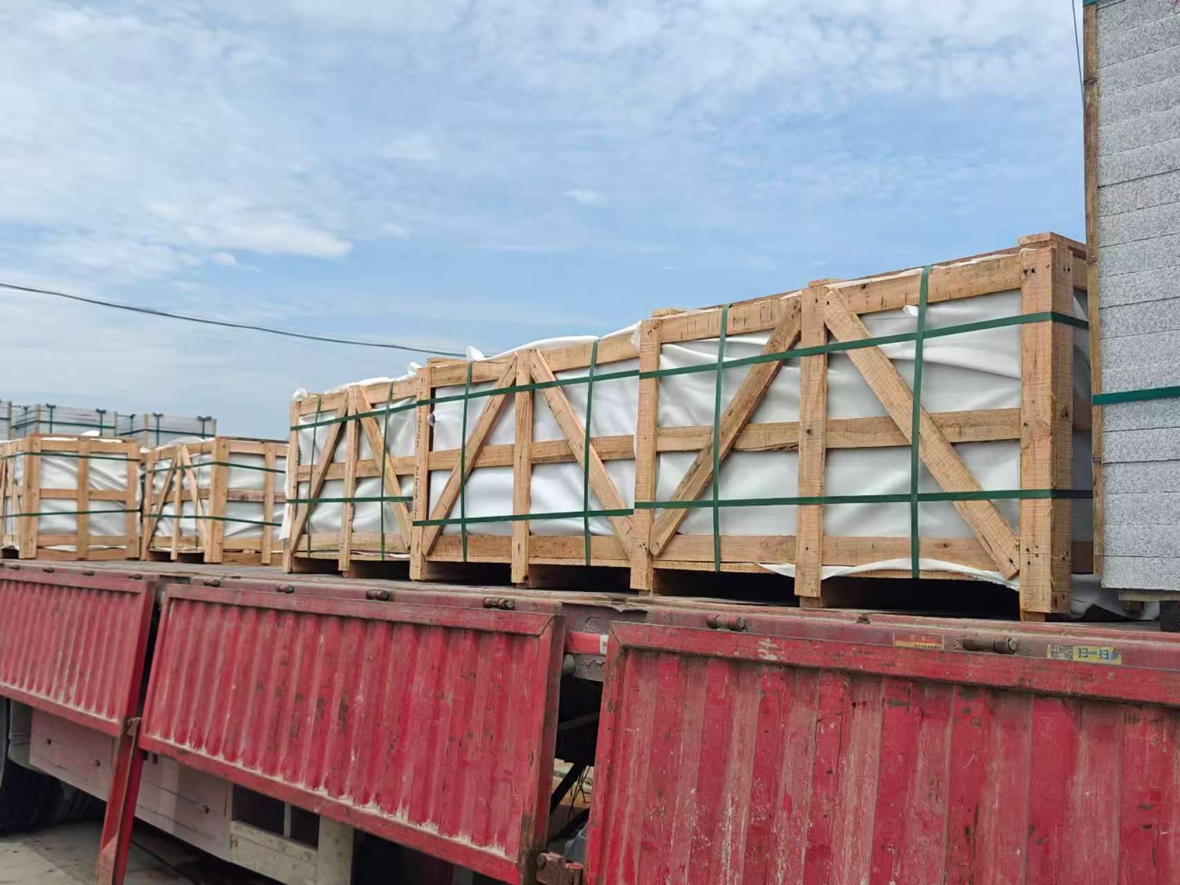 天水 芝麻白花岗岩地铺石出口专车-泰国游