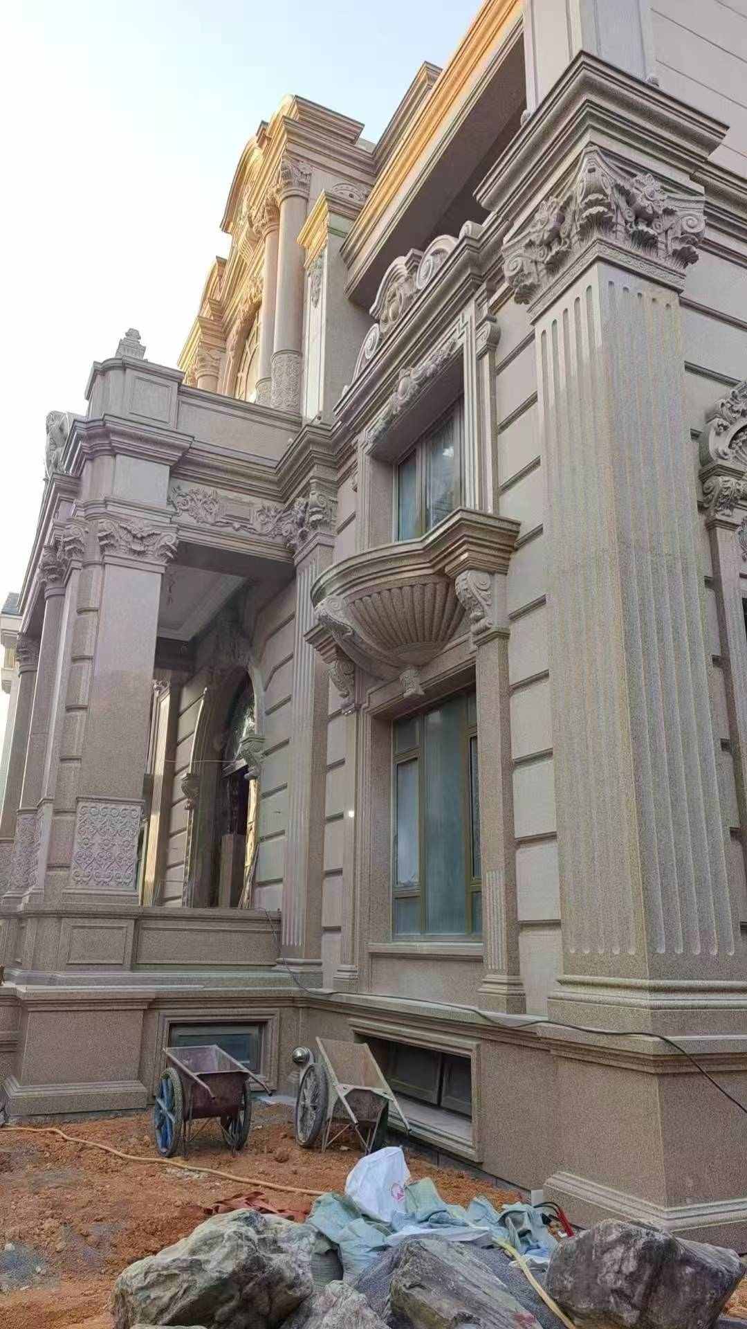 天水 黄金麻花岗岩光面别墅外墙干挂施工完成