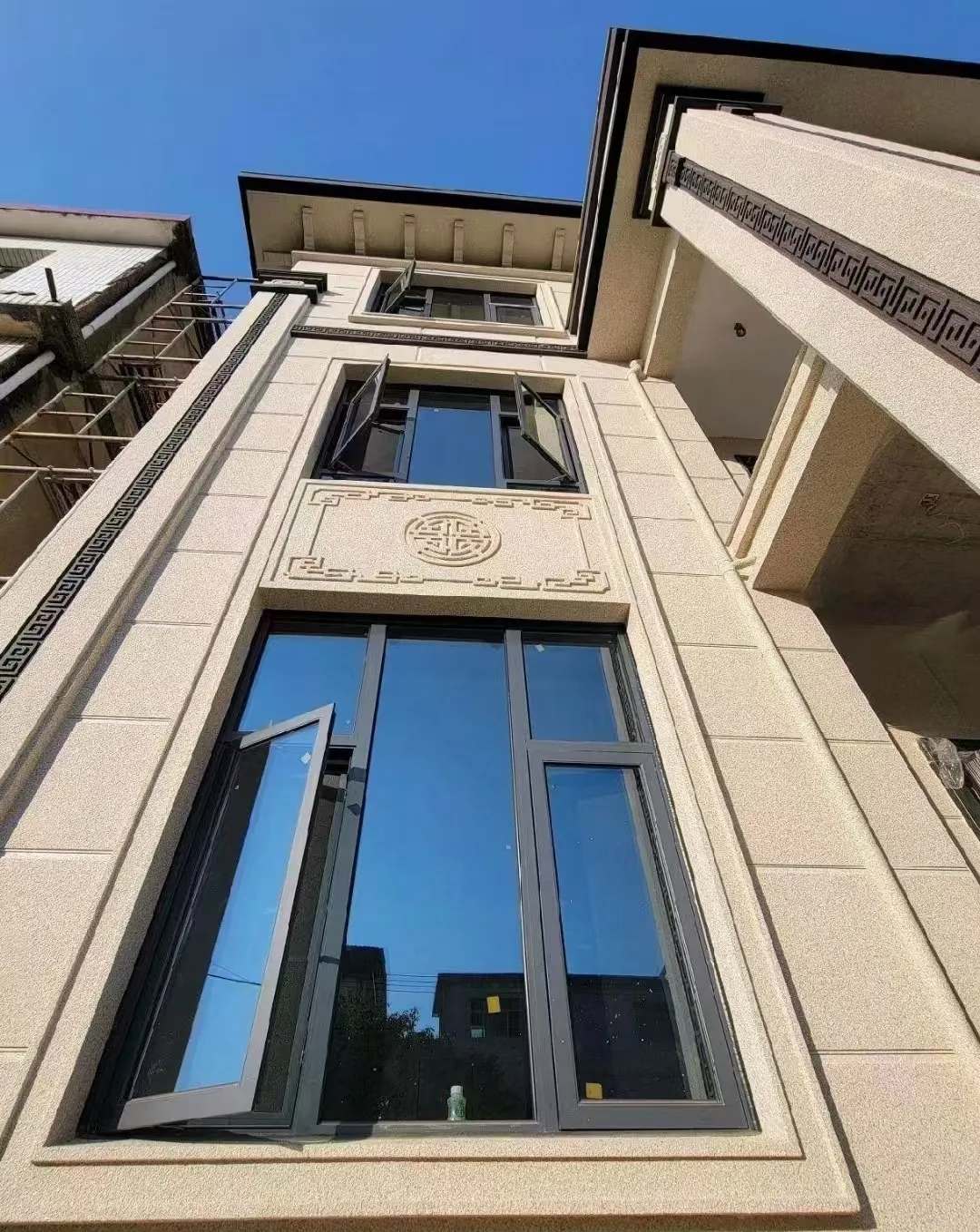 天水 黄金麻荔枝面别墅外墙干挂效果展示